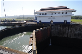 Gatún Locks